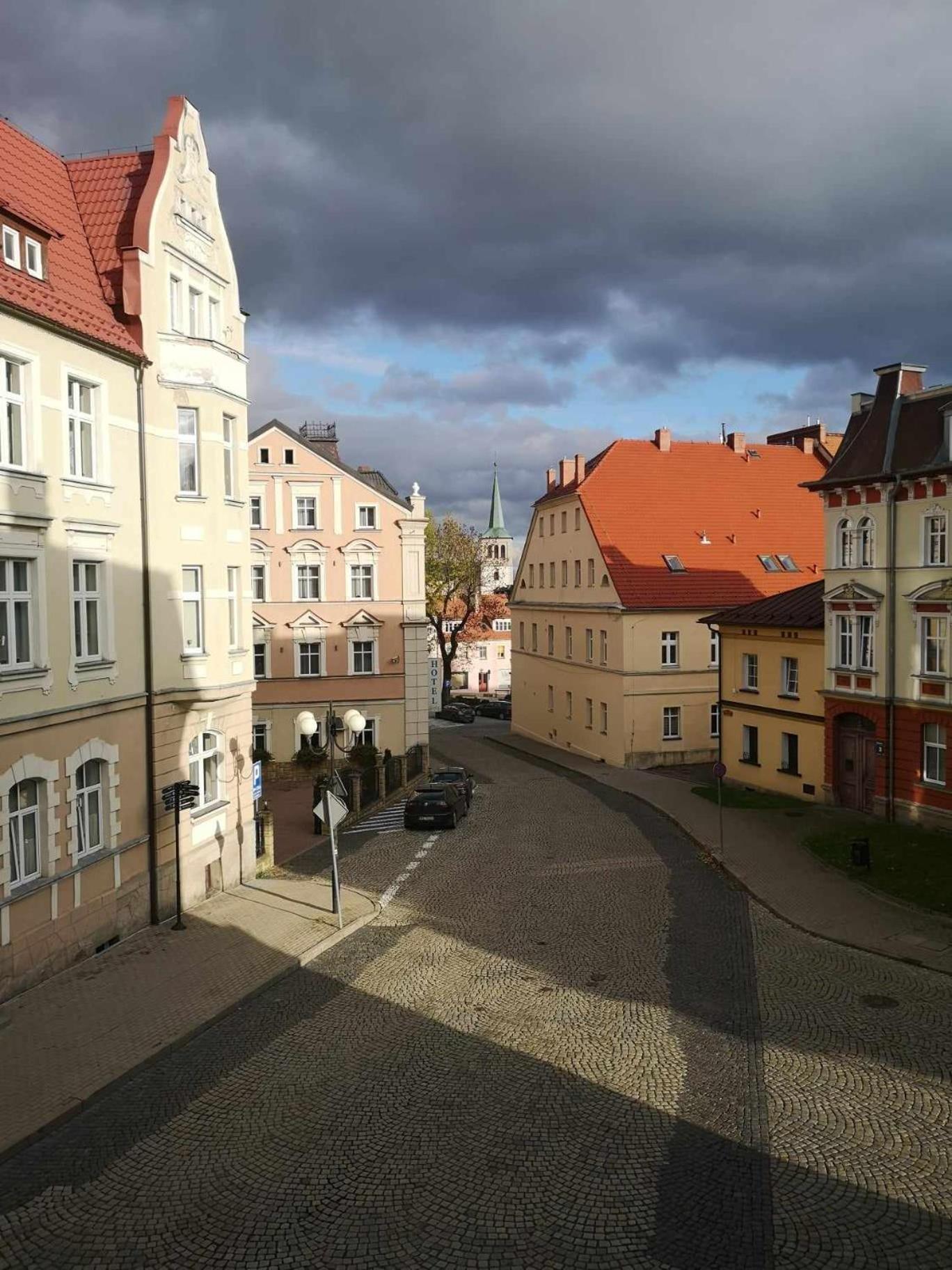 Komfortowy Apartament U Baltazara Duszniki Zdroj Luaran gambar